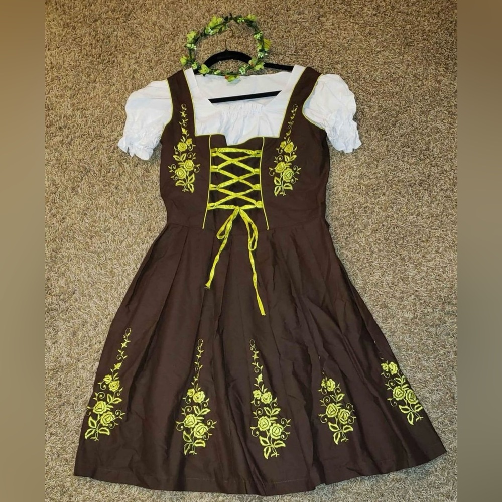 Gaudi German Octoberfest Dirndl Dress